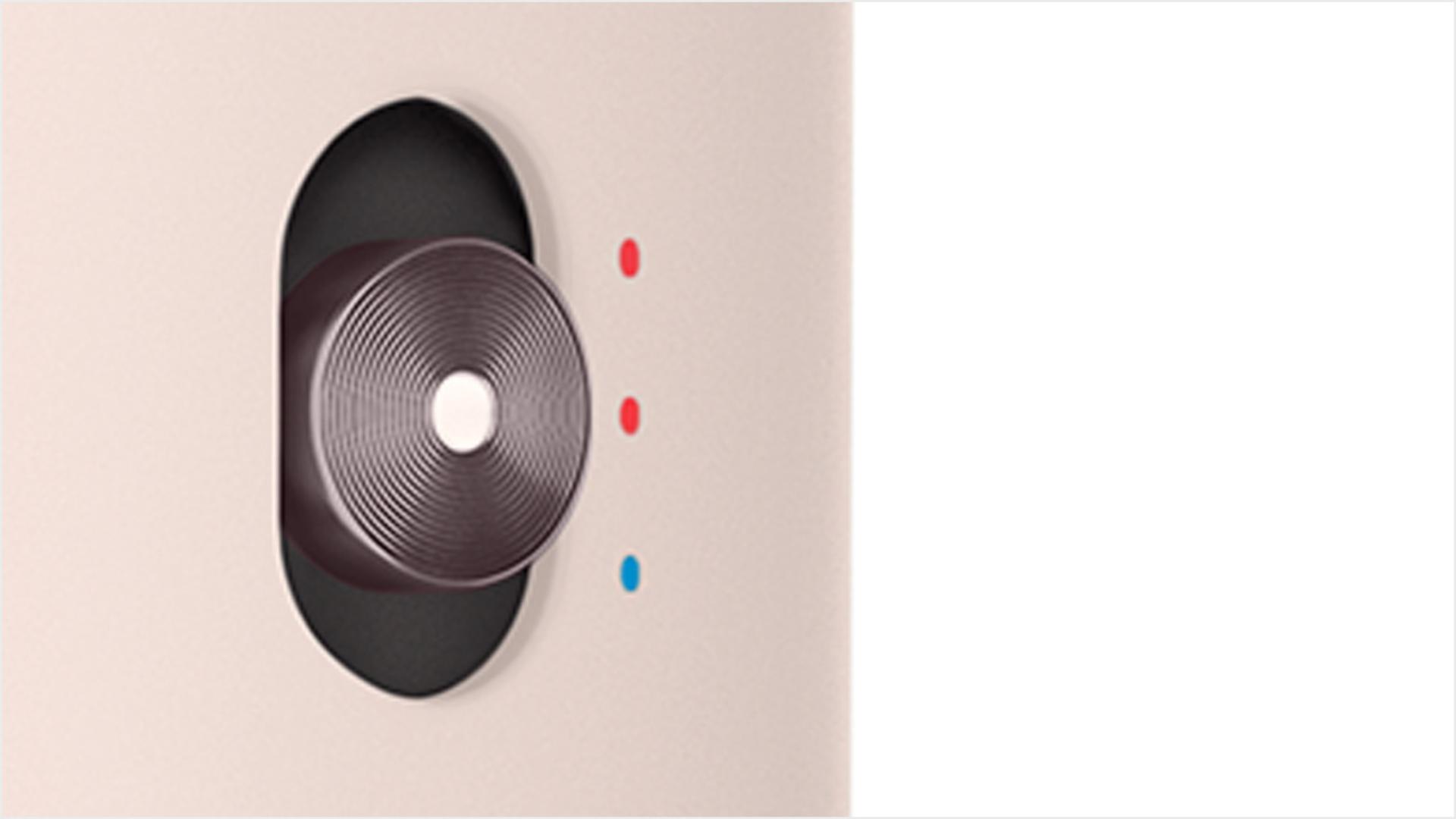 Close-up of heat control button on the Dyson Airwrap.