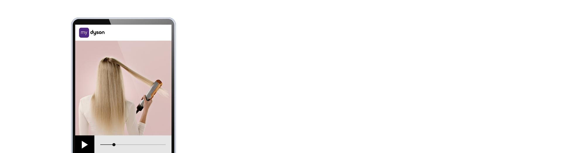 مصفف شعر عارض الأزياء.