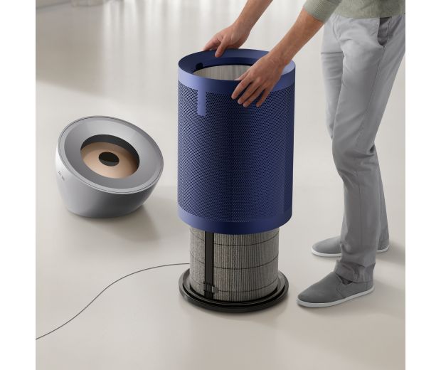 A model replacing the filter from the Dyson Purifier Big+Quiet Formaldehyde.