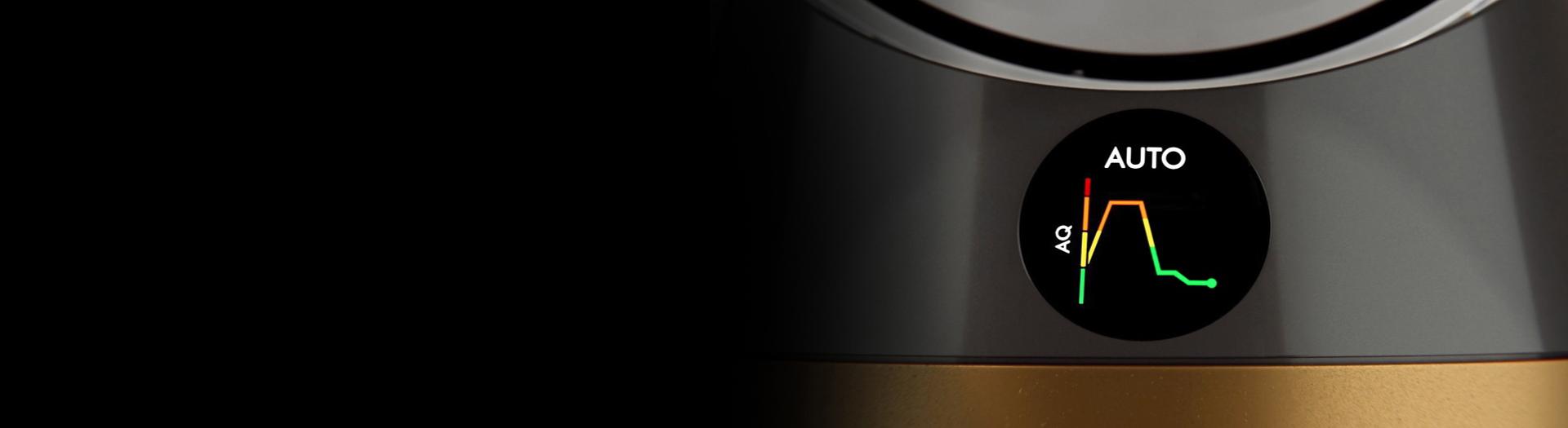 特寫剖視面展示產品的 LCD屏幕及電子零件。