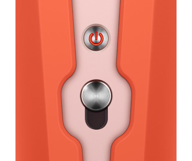 صورة مُقرَّبة لزر التشغيل وقفل الحماية.