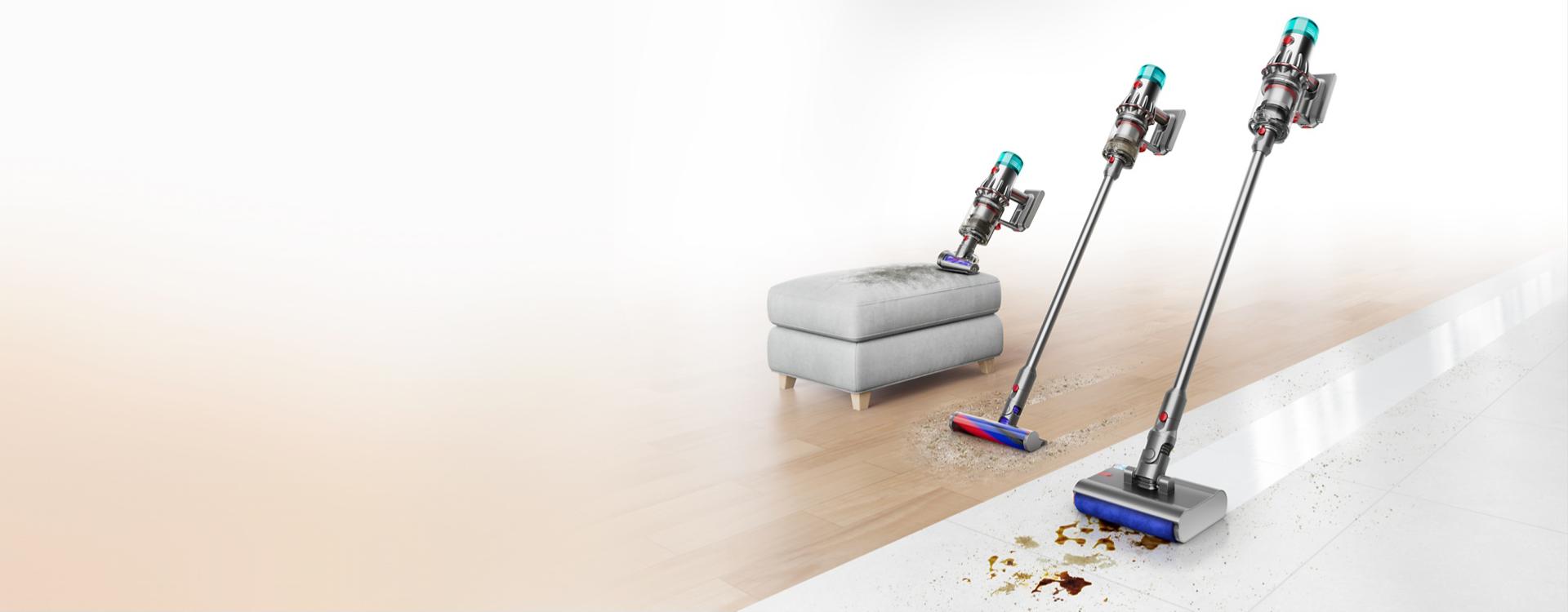 Một người đang dọn dẹp toàn bộ ngôi nhà của họ bằng Dyson V12s Submarine.