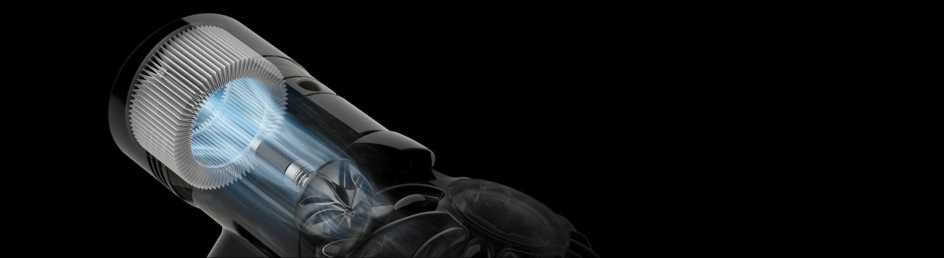 لقطة جانبية مُقرَّبة توضح المحرك داخل مكنسة Dyson V8.