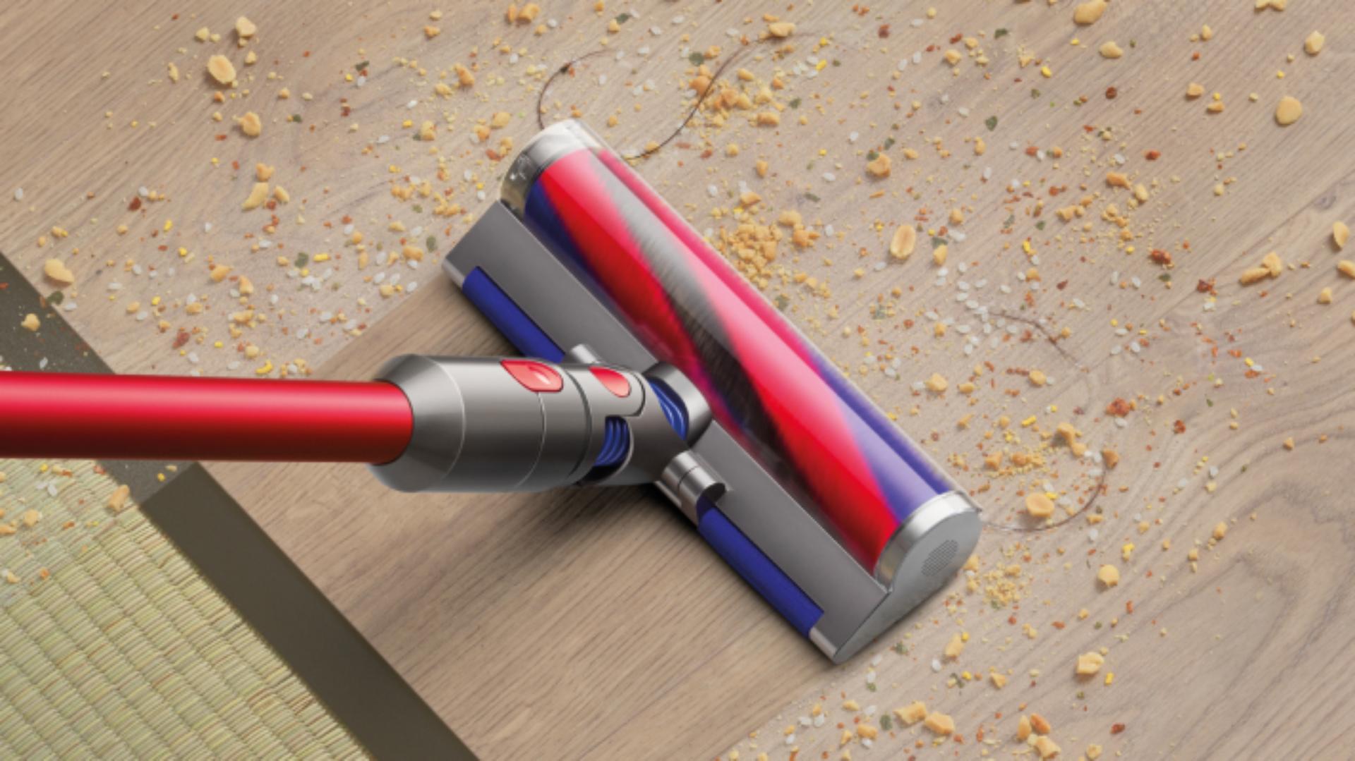 Elektroszczotka Fluffy z antystatycznym włosiem z włókna węglowego do usuwania drobnego kurzu z twardej podłogi i szczelin