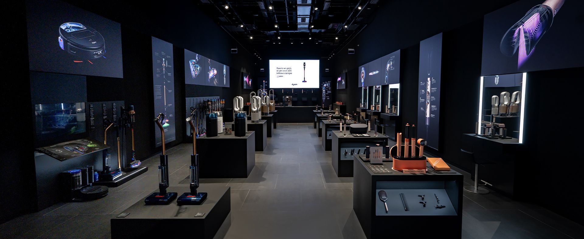 Dyson Demo Store'un iç kısmı.