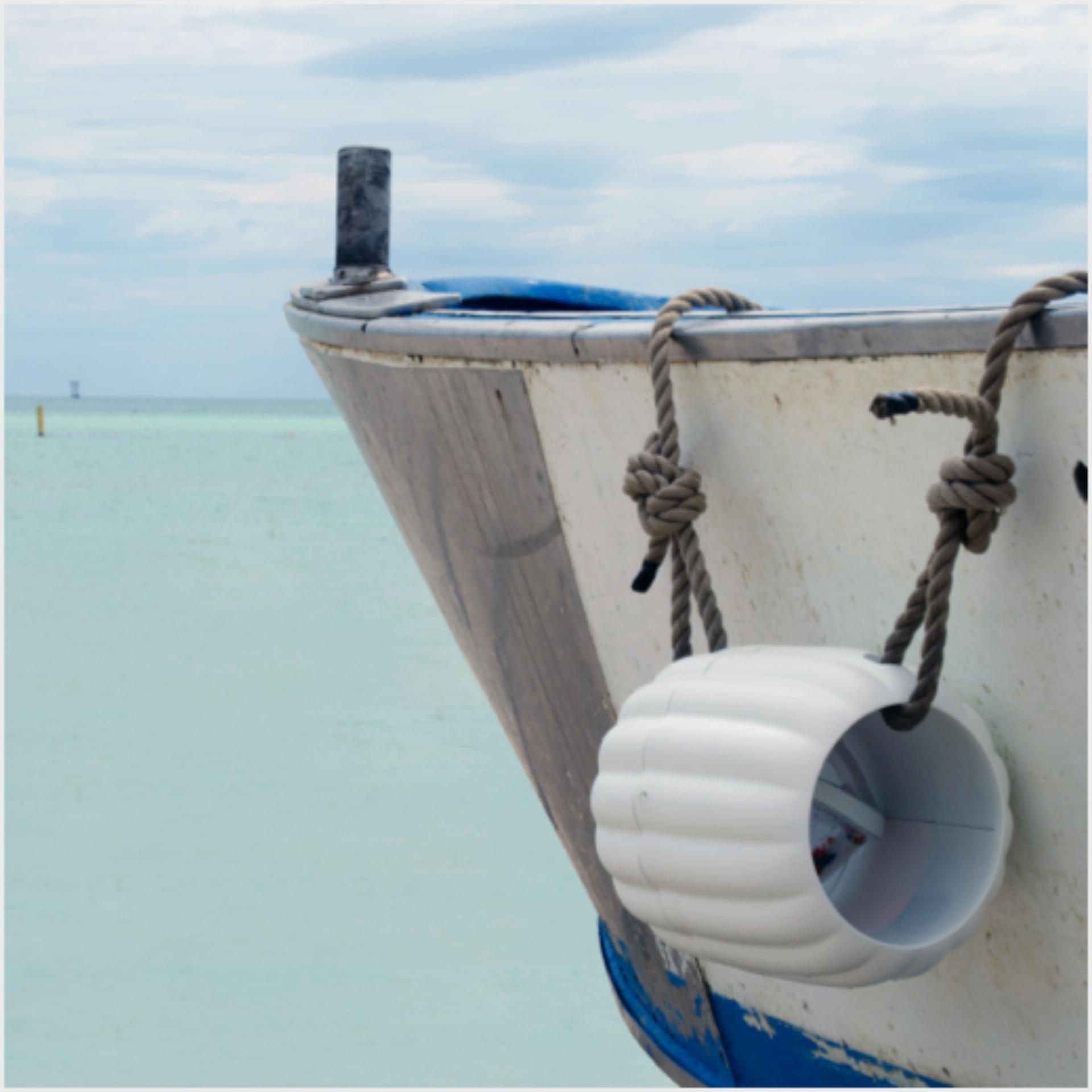 Cloudi seadmega laev merel