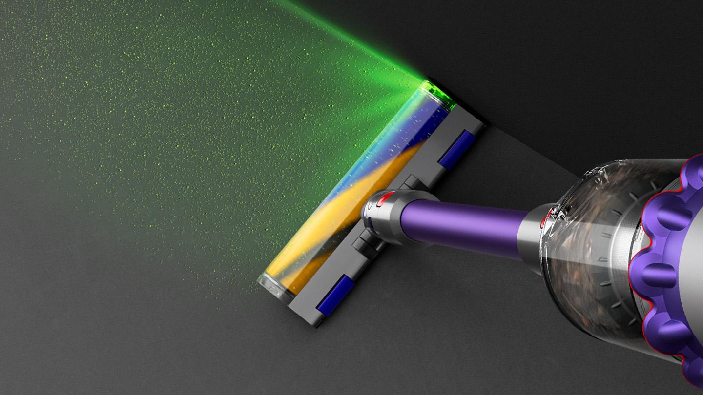 Dyson Fluffy Bodendüse saugt Staub auf.