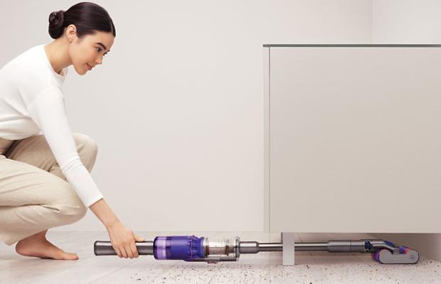 Dyson Omniglide cleaing a hardwood floor