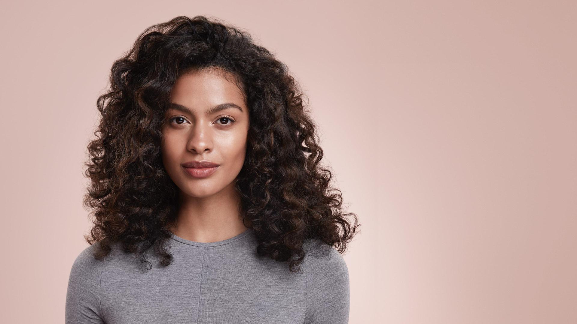 Model with Defined curls