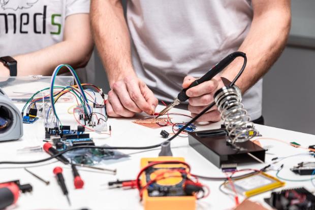 prace nad urządzeniem Boreas