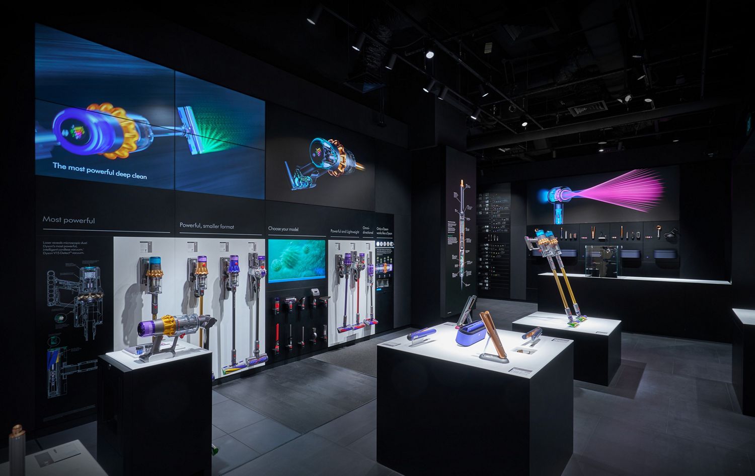 Dyson top in store