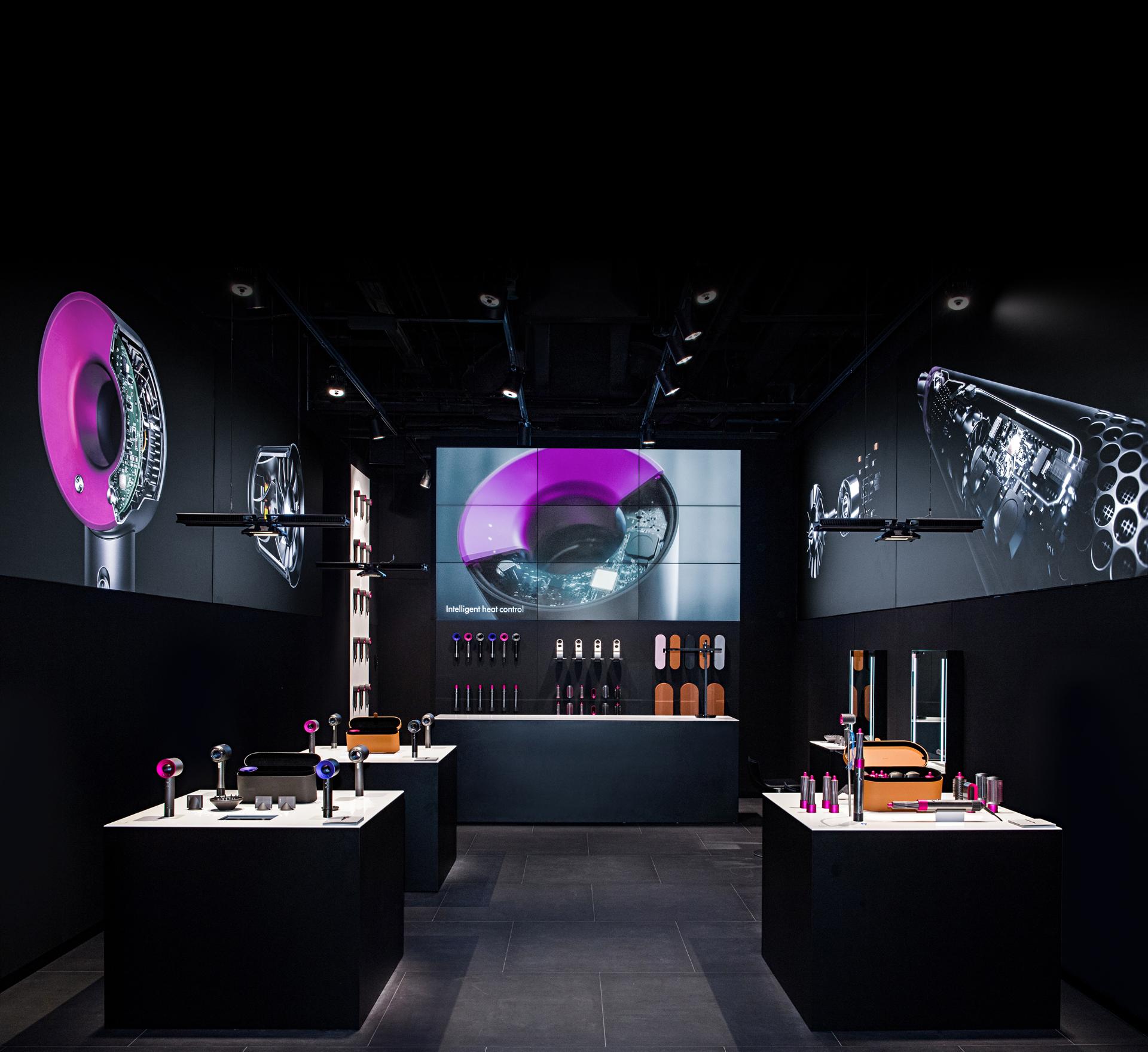 Dyson Demo Stores Istanbul