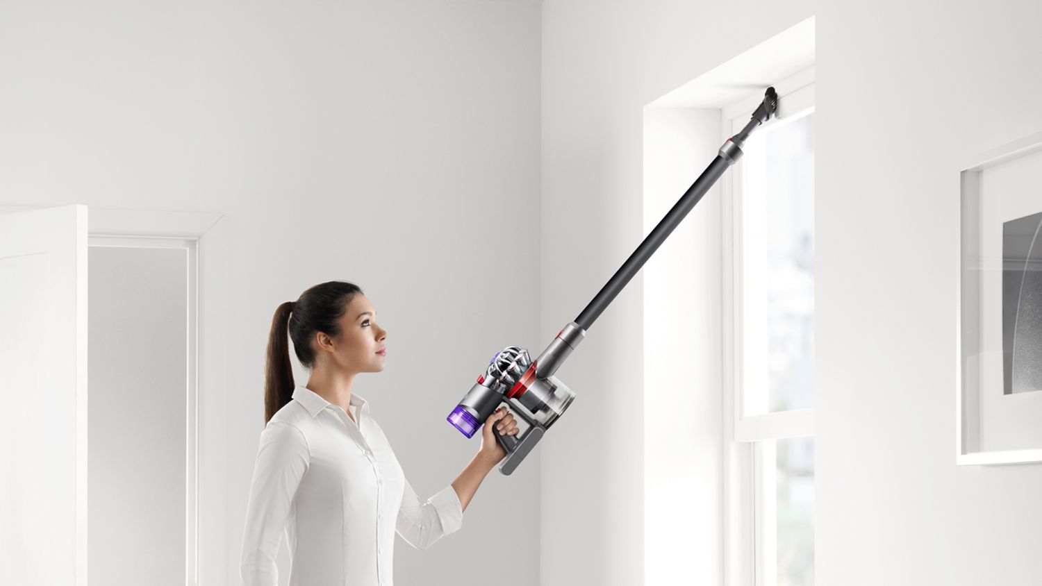 Dyson V8 Slim™ Fluffy vacuum (Nickel/Black) | Dyson Indonesia