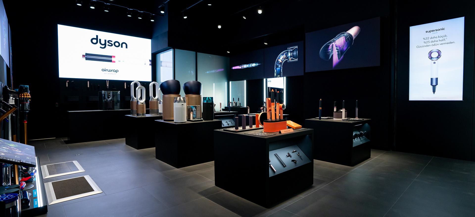 Dyson Demo Store'un iç kısmı.