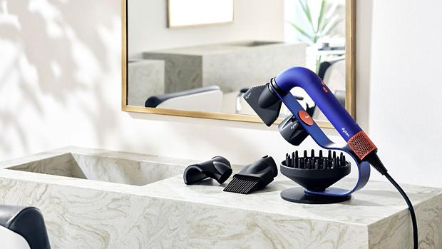 Dyson supersonic r saç kurutma makinesi.