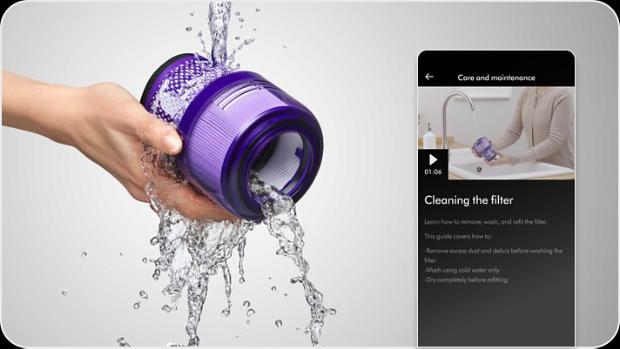 An owner cleaning their filter with the MyDyson app showing how to clean the filter with a film.