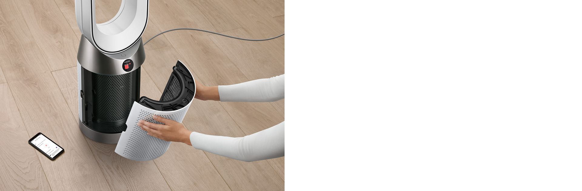„Dyson Purifier Cool PC1“, kuriame išimtas filtras.