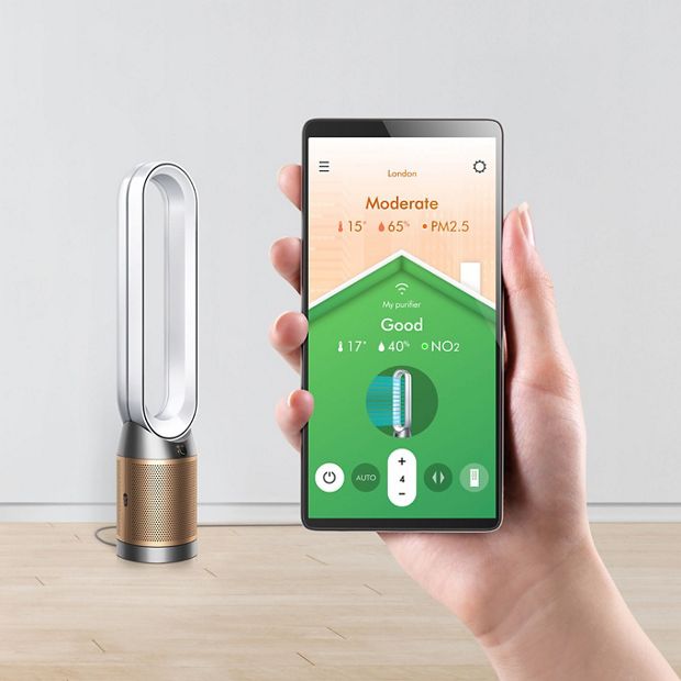 Ruka drži mobilni telefon s prikazanim početnim zaslonom aplikacije