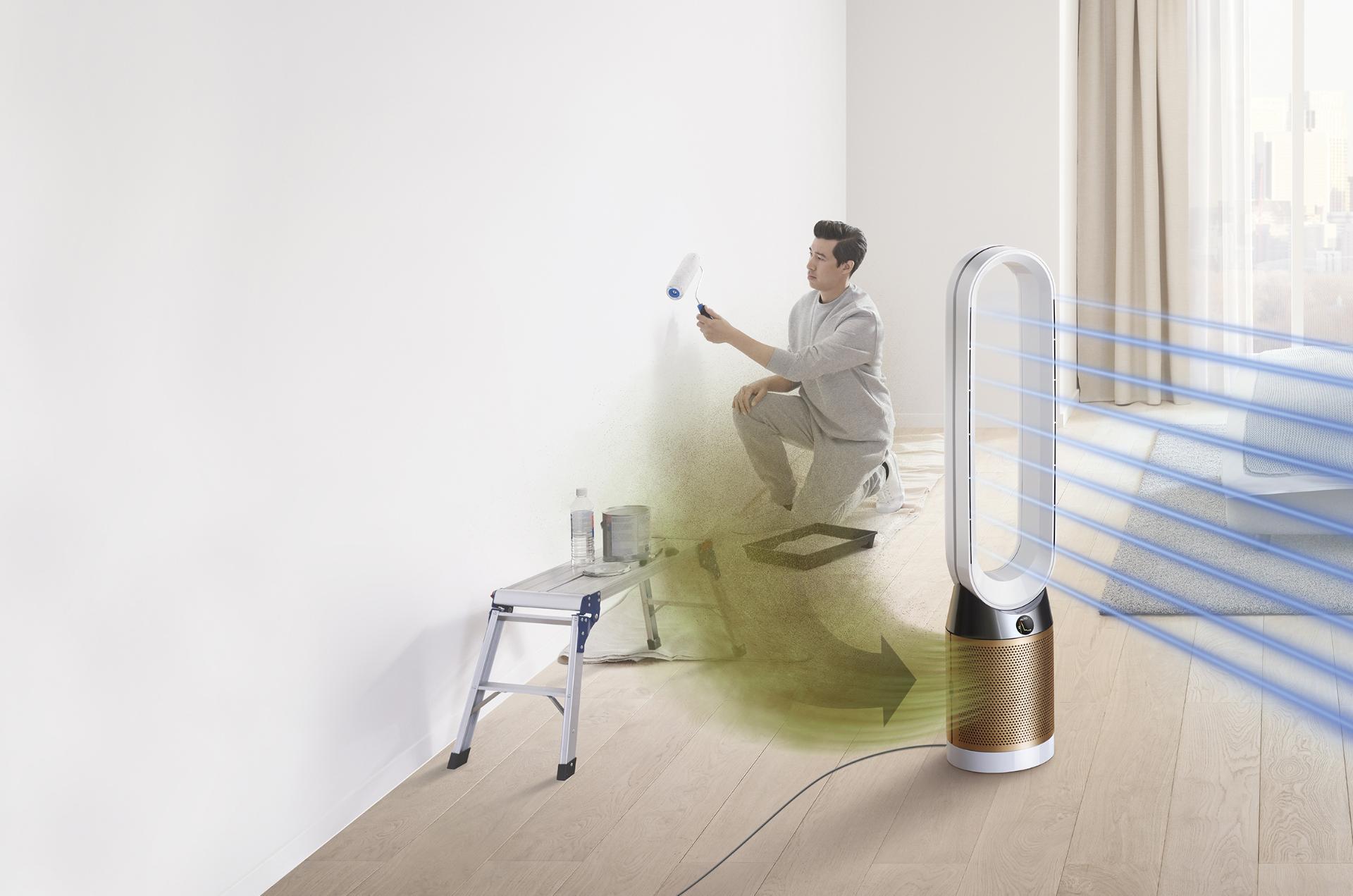 Dyson Pure Cool Cryptomic projecting purified air