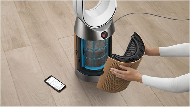 Someone changing their filter