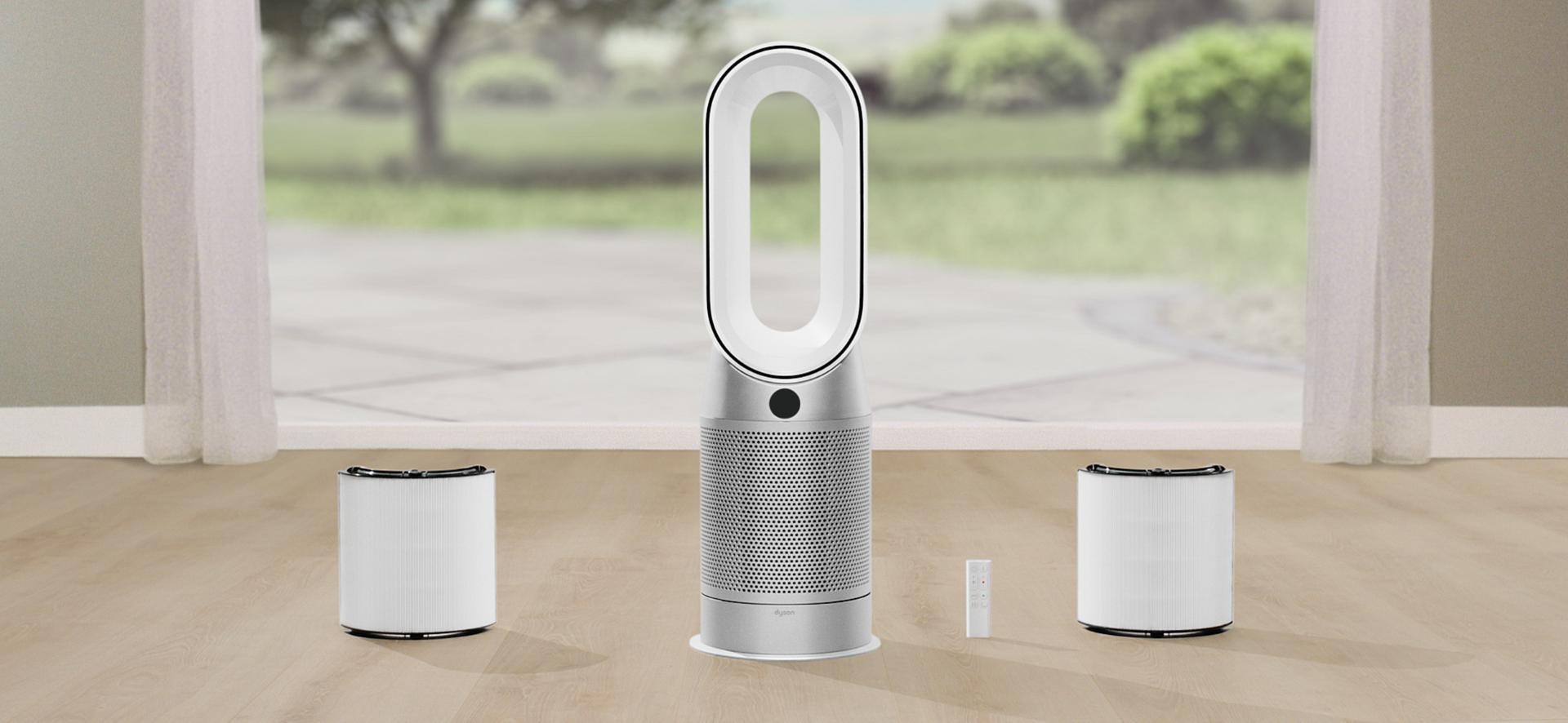 جهاز Dyson Purifier Hot+Cool™ Gen1 والفلتر ووحدة التحكم عن بُعد.