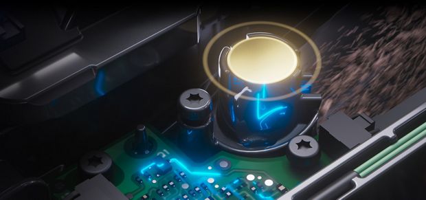 zbliżenie na wewnętrzą budowę czujnika piezoelektrycznego w robocie Dyson 360 Vis Nav