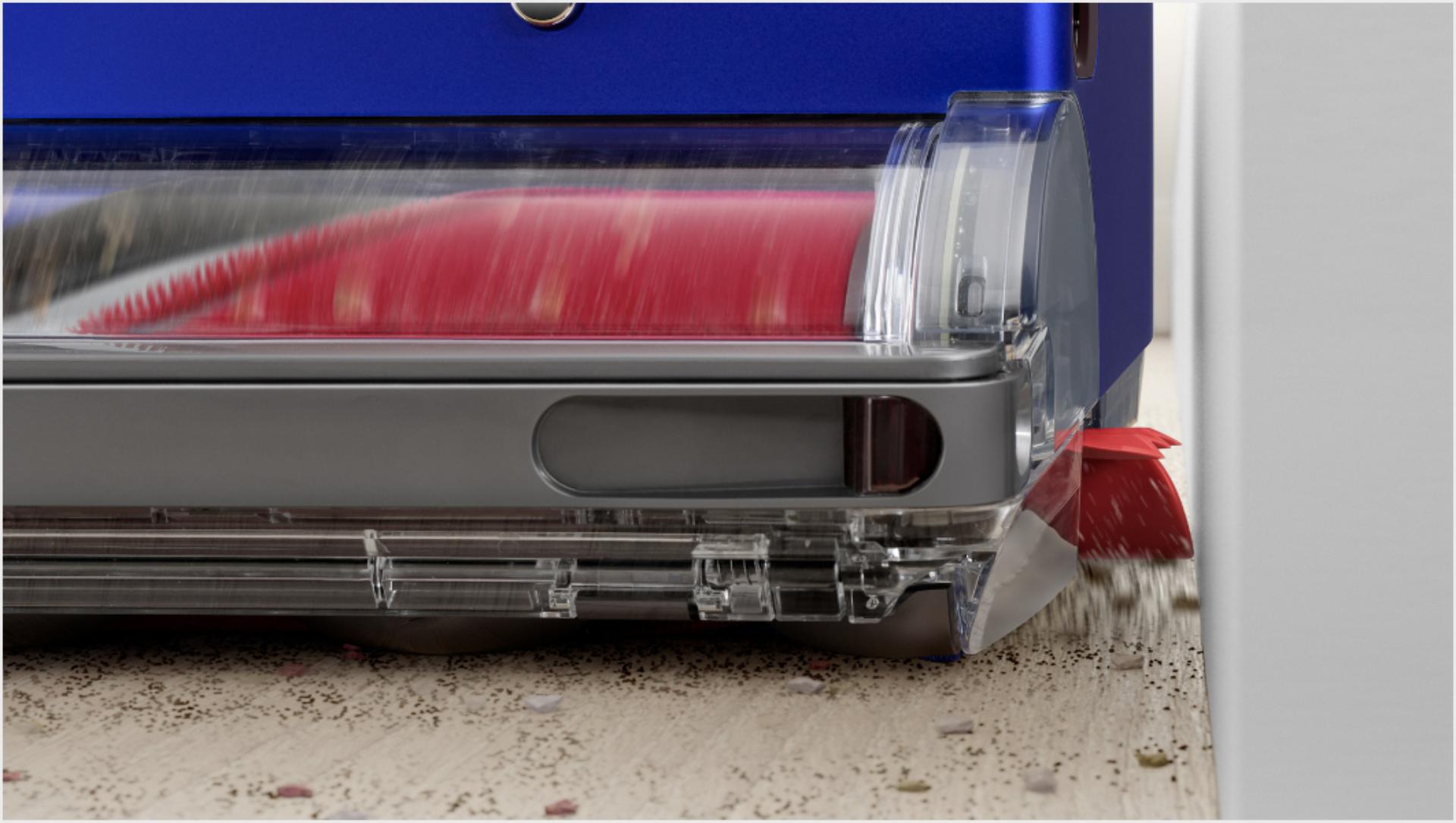 Робот Dyson 360 Vis Nav убирает вдоль стены