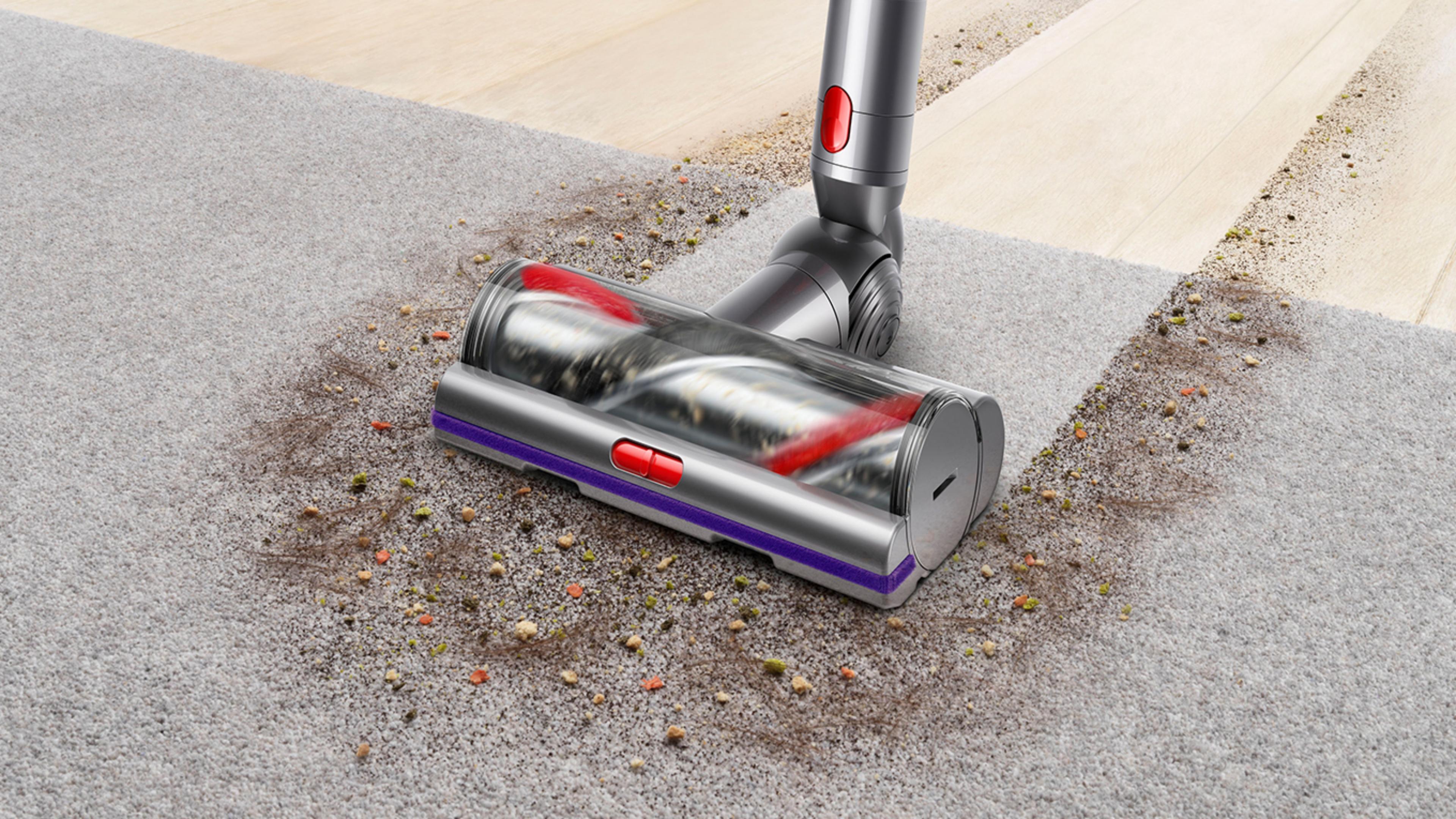 High Torque cleaner head moving from hard floor to carpet