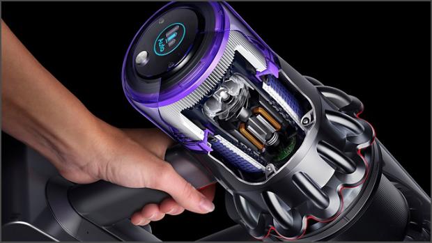 Dijagram presjeka prekidača i baterije na usisavaču Dyson V11™