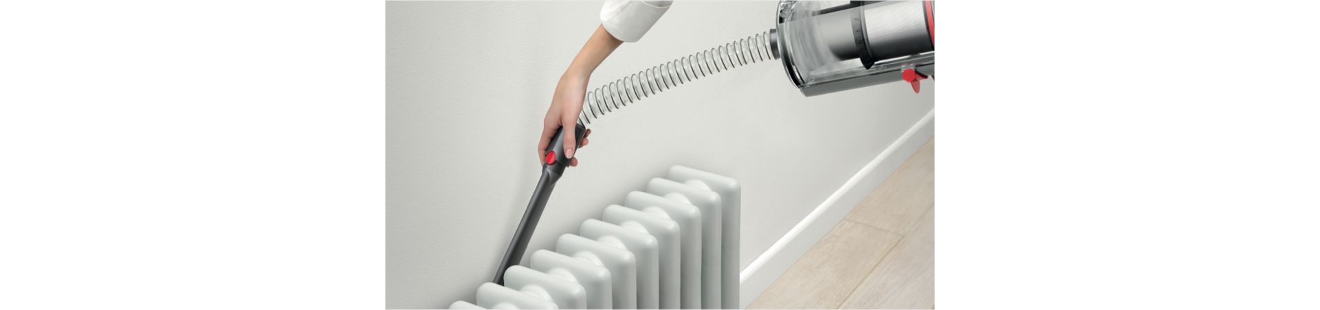 Support and How to Guides for Dyson V8™ Vacuum with Star Pre Filter