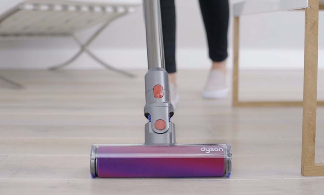 Owners - Dyson V8™ vacuums - Vacuum and wet cleaner - Shop All