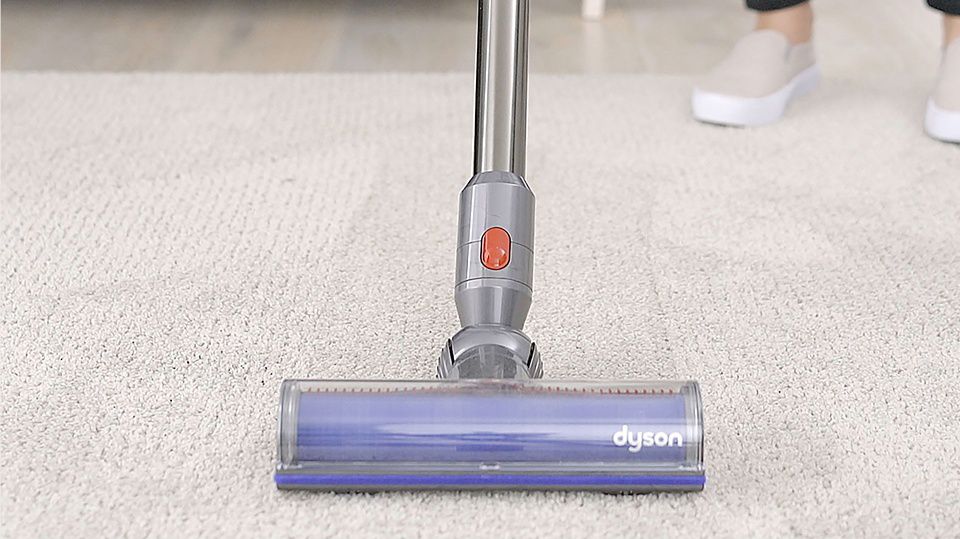 Support and How to Guides for Dyson V8™ Vacuum with Star Pre Filter