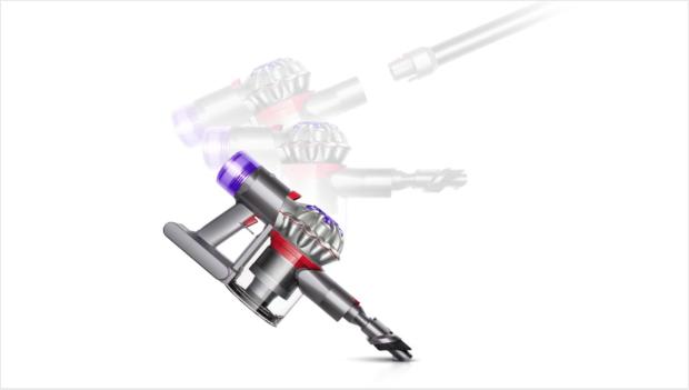 Vysavač Dyson V8 v ručním režimu