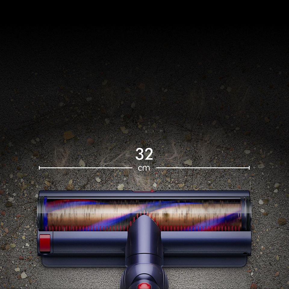 The Digital Motorbar XL cleaner head cleaning a carpet, and the large Gen5outsize bin.