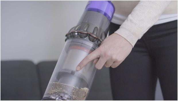 Znacznik MAX na pojemniku