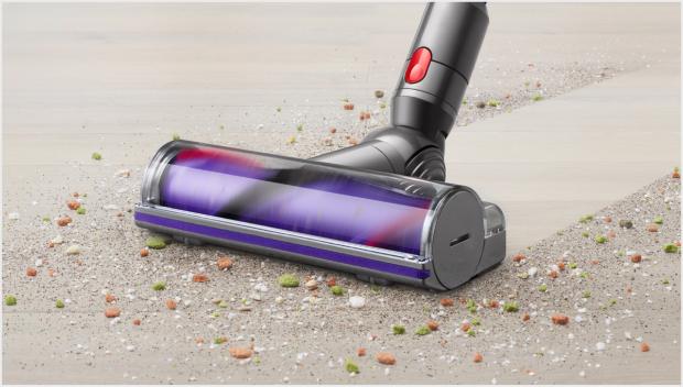 Elektroszczotka Direct Drive na dywanie