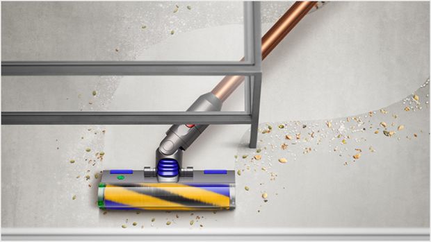 Fluffy Optic cleaner head cleaning under furniture