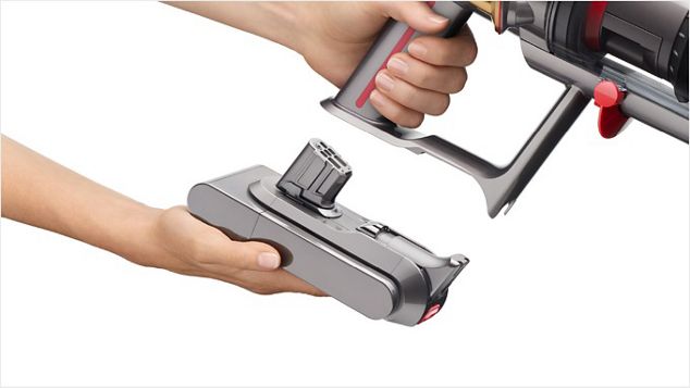 Brosse sur une moquette avec une capture d’écran montrant les trois modes de puissance