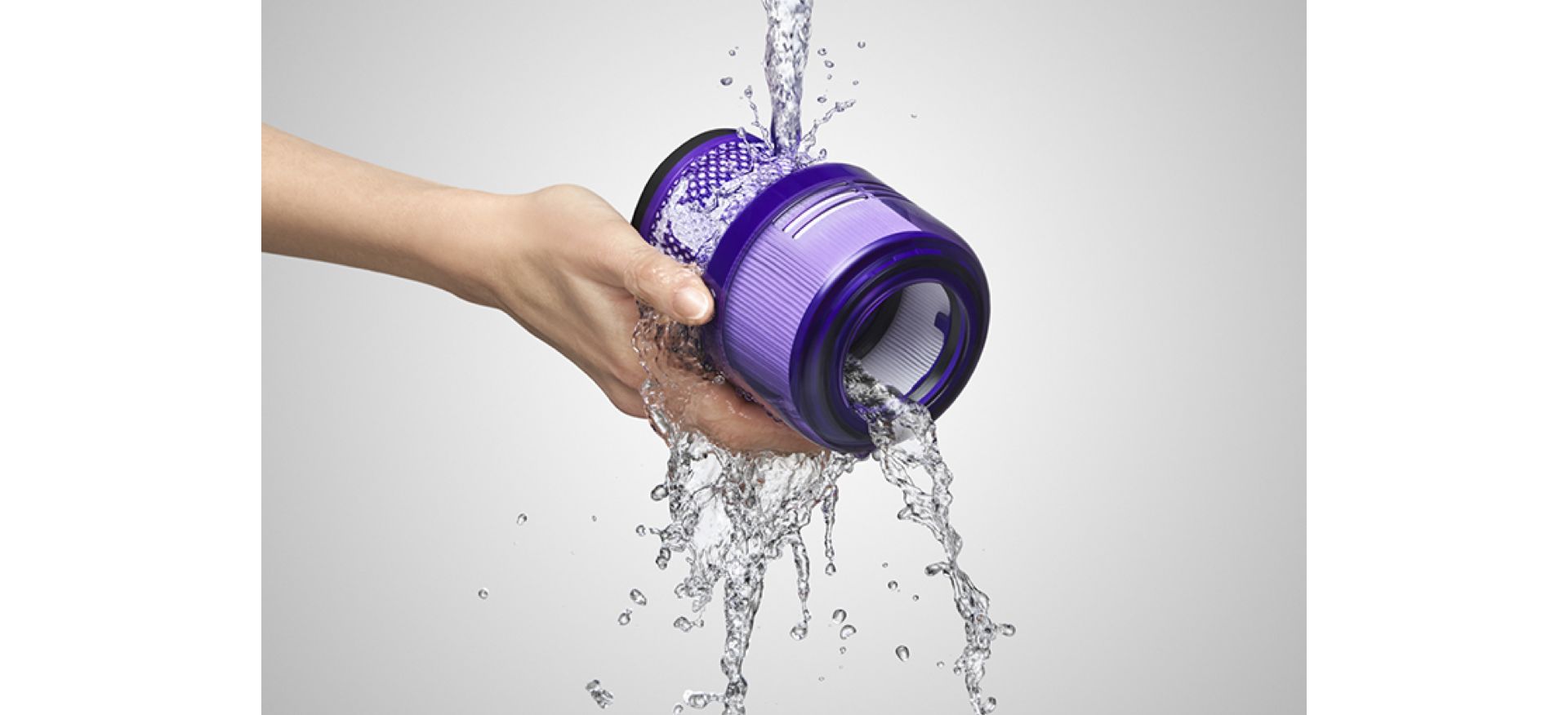 Video showing how to wash and dry Dyson V12 Detect Slim vacuum filter