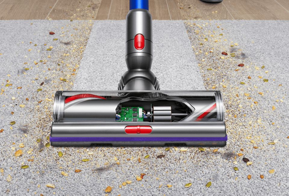 رأس التنظيف القوي العزم High Torque بينما يلتقط الأتربة