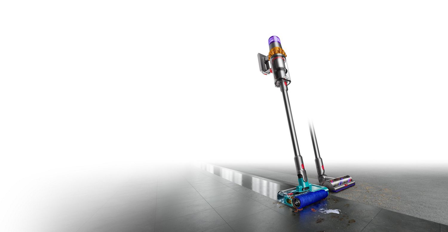 Dyson V15s detect submarine