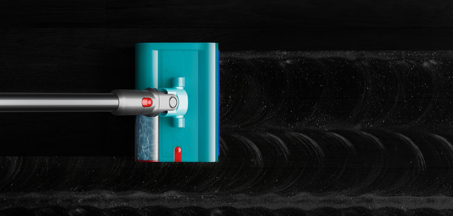 Końcówka Dyson Submarine™ do czyszczenia na mokro została zaprojektowana tak, aby usuwać brud z twardych podłóg czystą wodą przez cały czas sprzątania, pozostawiając czystą i lśniącą podłogę bez smug.