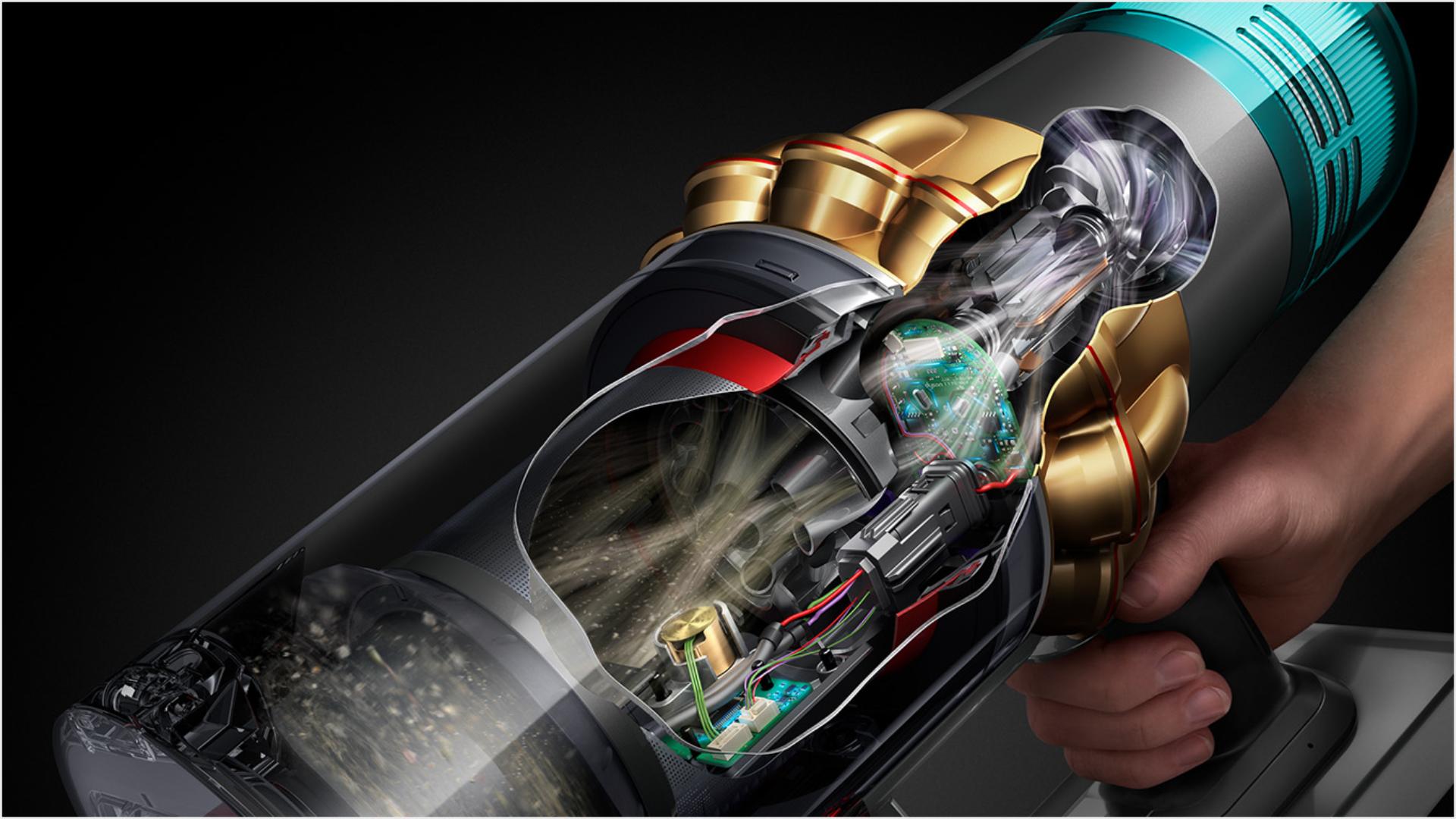 Vista seccionada lateral de una Dyson V15s que muestra los residuos que se filtran a través de la máquina.