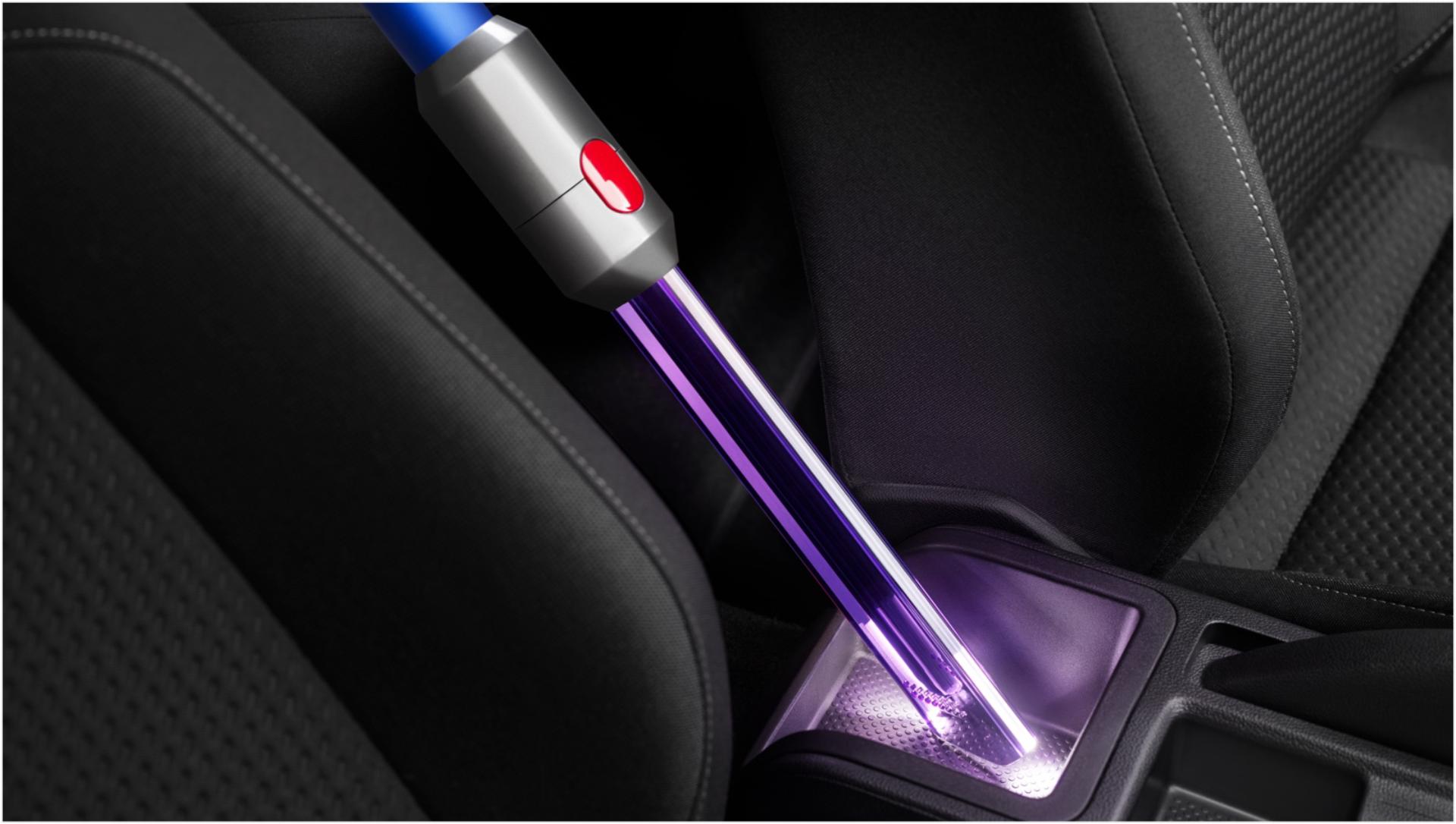 Light pipe crevice tool cleaning a dark car interior