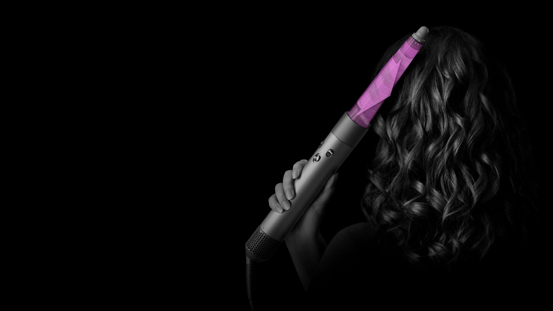 Air flowing around the Conical Airwrap barrel.