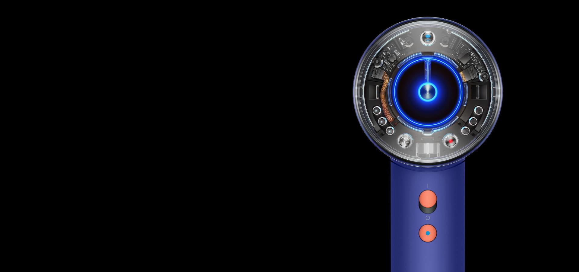 Zbliżenie na suszarkę do włosów Dyson Supersonic Nural