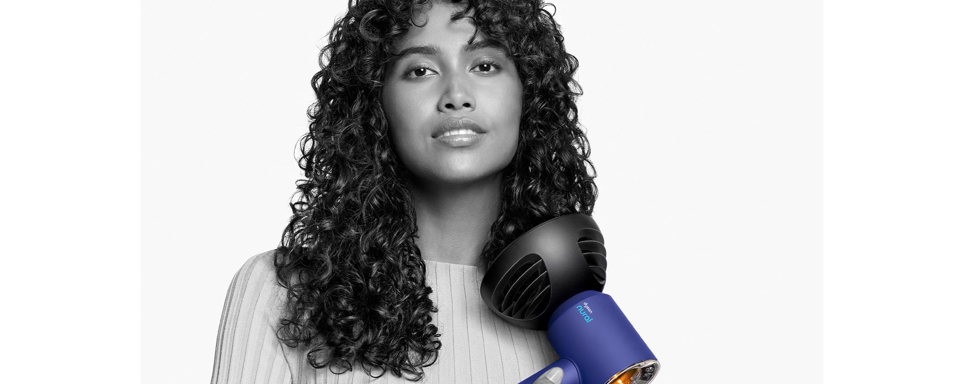 Küre modunda Dalga+Bukle difüzörü kullanan bir model