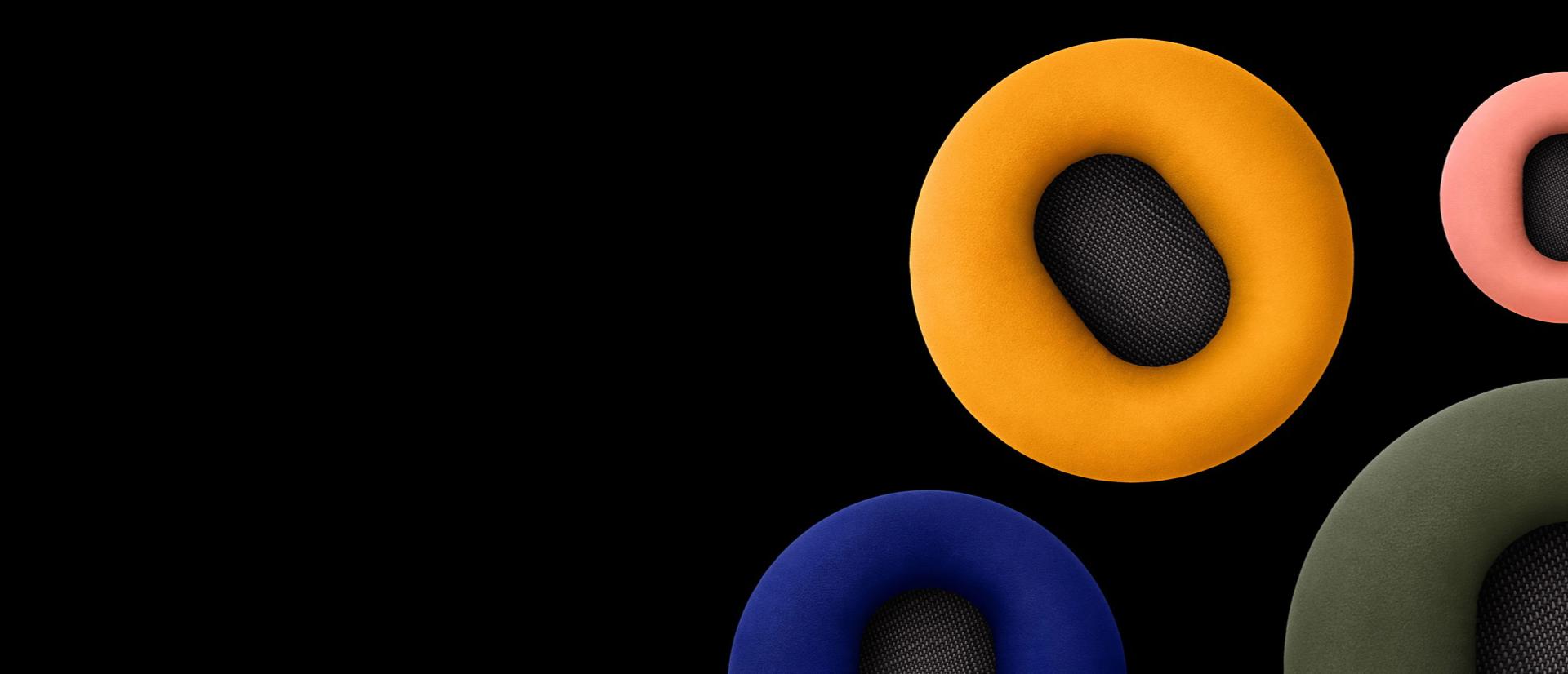 Farklı renklerdeki Dyson OnTrac™ kulaklık yastıkları.