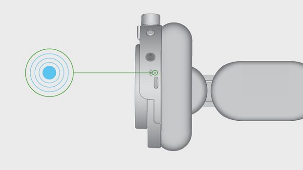 A drawing demonstrating how the Dyson OnTrac LED operates while in discoverable mode.