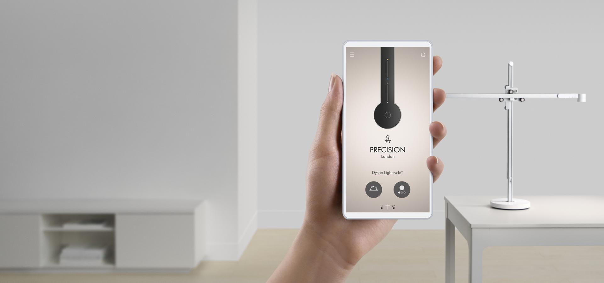 다이슨 링크 앱을 보여주는 스마트폰